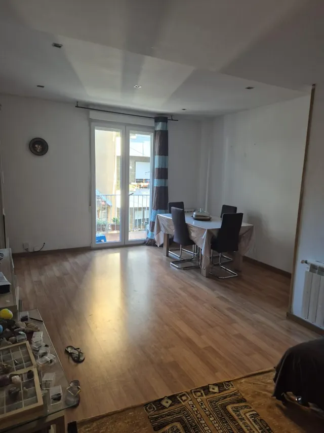 Amplia Vivienda en Marcelo Macías: Ideal Inversión con Alquiler Actual — 21