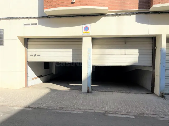 Planta de Edificio con 82 plazas de Garaje