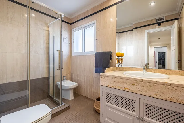 Chalet 3 habitaciones 240m² en venta - Costa Del Sol — 12