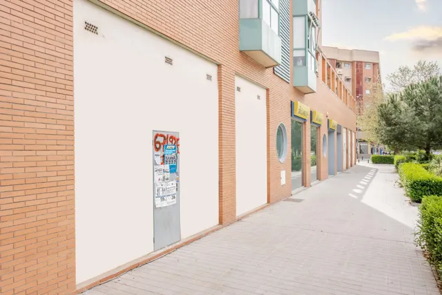 OPORTUNIDAD UNICA DE ALQUILER EN AVDA JOAQUINA EGUARAS (GRANADA) — 5