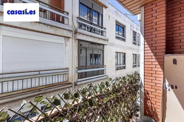 Magnífico piso con plaza de garaje junto a Catedral. — 11