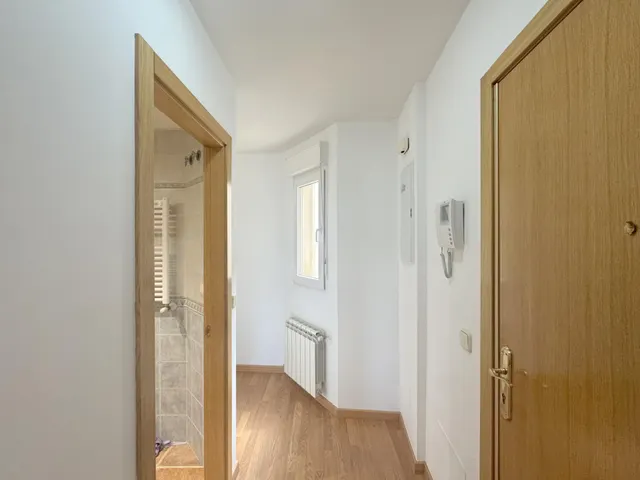 Amplio piso con 3 dormitorios, terraza y excelentes vistas en Las Navas del Marqués — 33