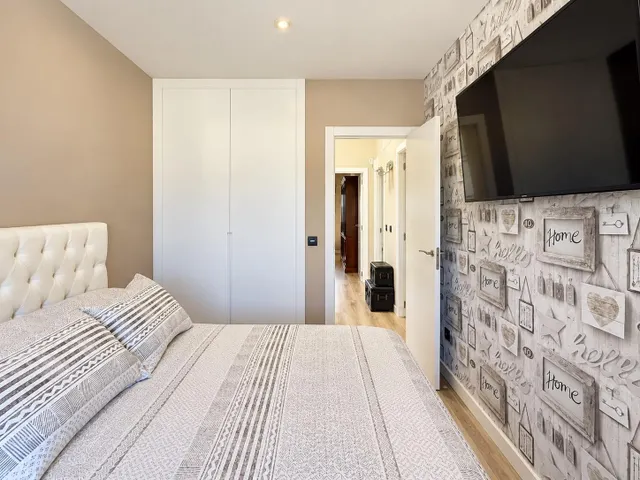 ESPECTACULAR VIVIENDA REFORMADA CON PISCINA, BODEGA, GIMNASIO Y UNA EXCEPCIONAL PRIVACIDAD — 48