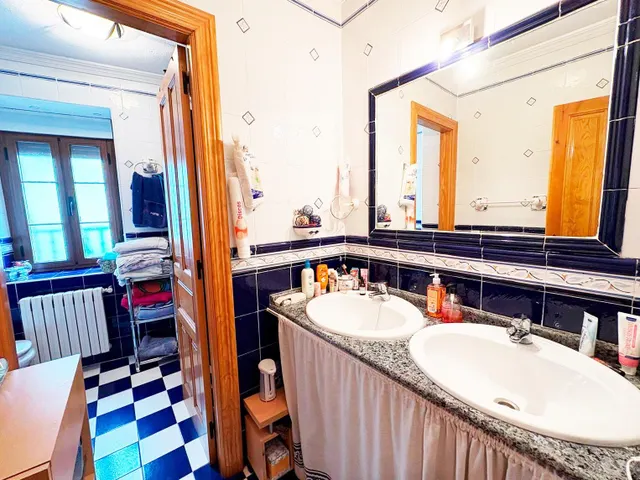 Urbis te ofrece una casa en venta en Navarredonda de la Rinconada, Salamanca. — 39