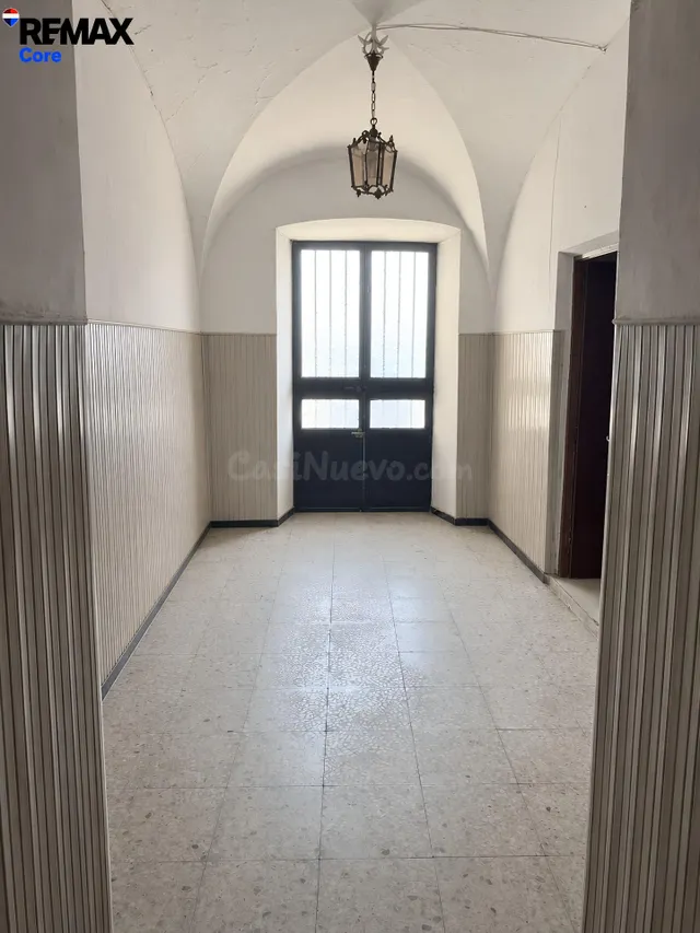 Oportunidad de Inversión: Casa con Patio y 4 Dormitorios en 