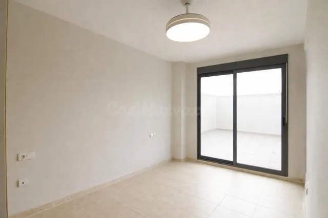 ¡PLANTA BAJA CON GRAN TERRAZA EN VENTA EN NULES MUY ECONOMIC - foto 2