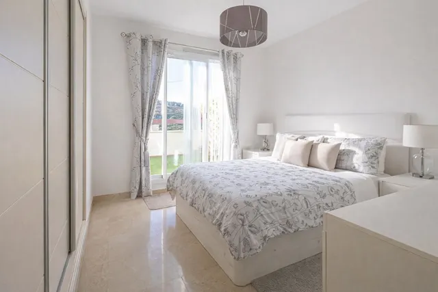 Ático 2 habitaciones 101m² en venta - Playa la alcaidesa - foto 4