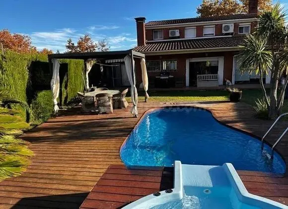 Chalet 4 habitaciones 211m² en venta - Ciutat Jardi Bonanova - foto 2