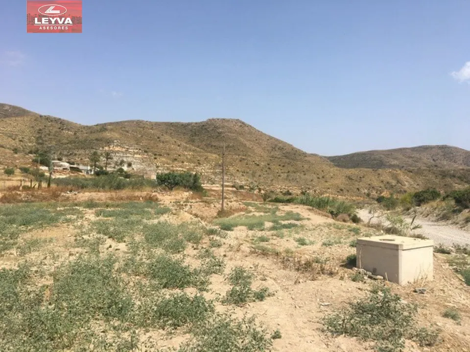 Terreno de mas de 3.759m2 a 5 min desde Puerto de Mazarron