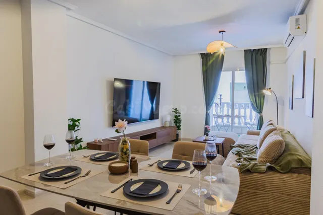 Apartamento elegantemente reformado, céntrico y espacioso. Balcón con orientación oeste ¡y a solo 550 m de Playa del Cura! — 5