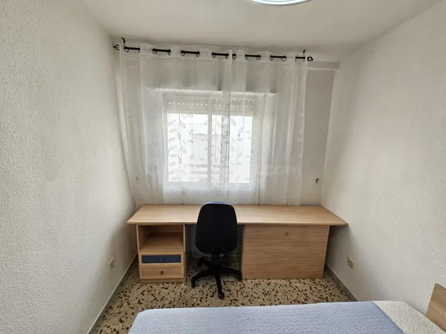 2 habitaciones DISPONIBLES! EXCLUSIVO PARA CHICAS ESTUDIANTE - foto 4
