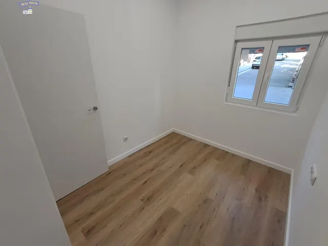 PISO REFORMADO DE 3 habitaciones JUNTO A CAN BAQUÉ – LA LLAGOSTA — 11