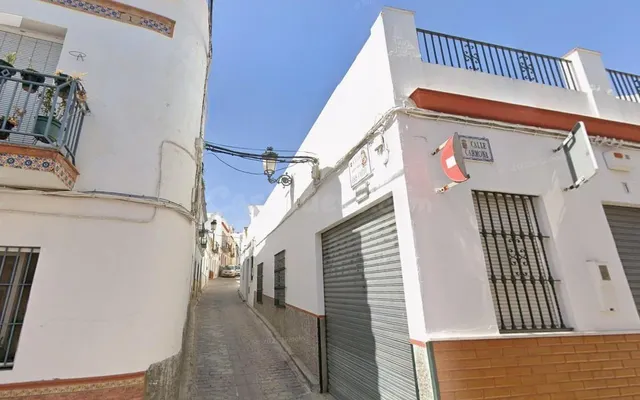 ADOSADO EN VENTA EN EL VISO DEL ALCOR. ACTIVO INMOBILIARIO S