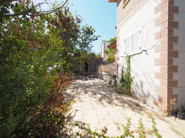 Se vende casa en Mediona, urbanización sant elies — 41