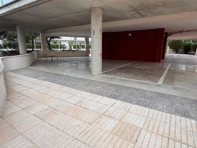 Plaza de aparcamiento en venta - Centro Comercial Santa Marg - foto 5