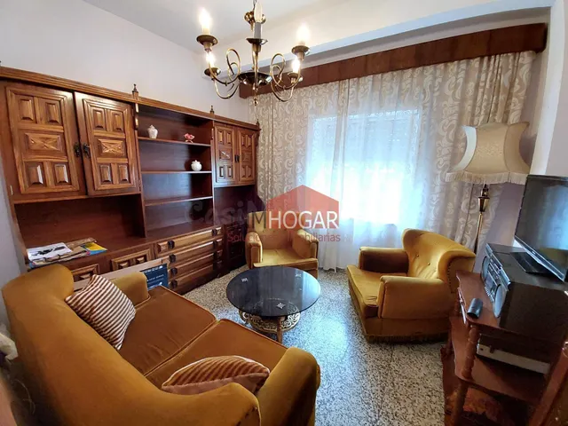¡Exclusiva vivienda de gran amplitud en el Paseo de San Roqu