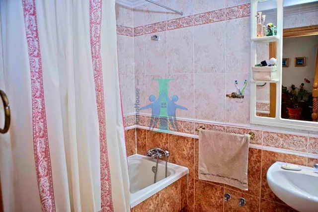 Casa independiente en zona feria san pablo — 36