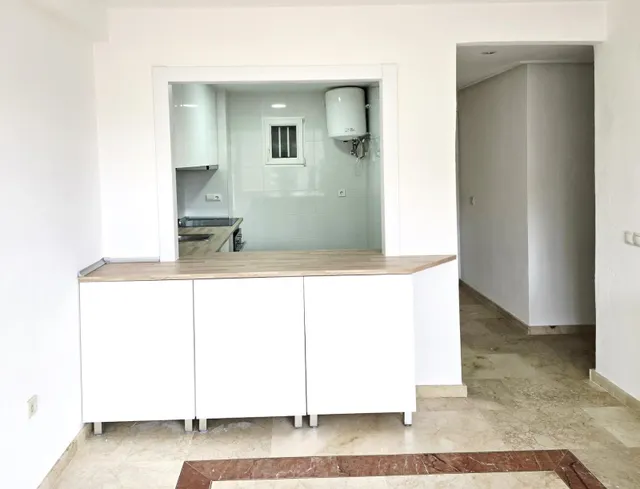 APARTAMENTO DE 2 DORMITORIOS CON PISCINA COMUNITARIA Y A 700 M. DEL MAR - ZONA DEHESA DE CAMPOAMOR, ORIHUELA COSTA - — 10