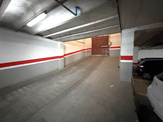 Vivienda de cuatro dormitorios en el centro de Alicante — 41