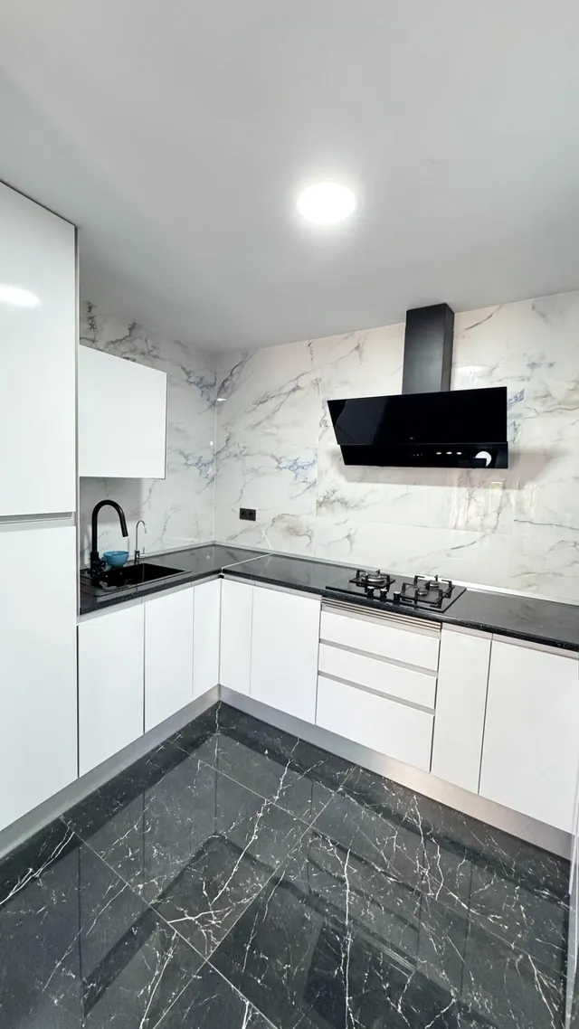 Exclusiva Casa Reformada con Piscina Privada y Parcela de 7.000 m2 en Blanca, Murcia — 17