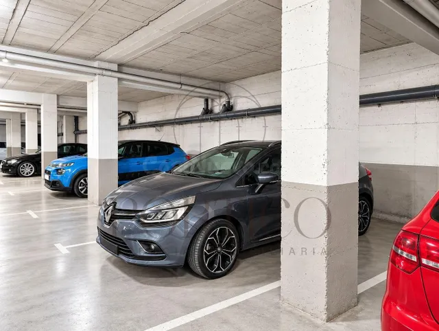 Plaza de garaje en venta en pleno centro de O Porriño - foto 4
