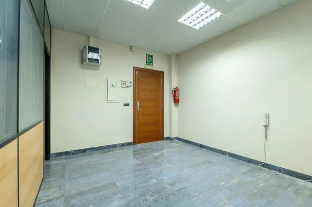 OFICINAS EN PUERTO  DE SAGUNTO — 15