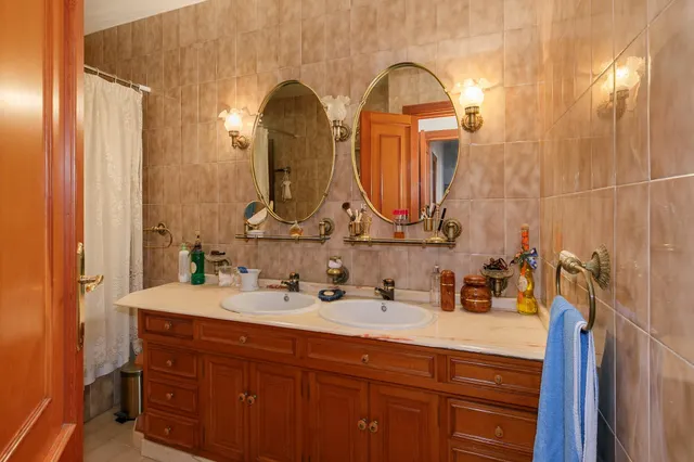 Venta de Edificio en Baza — 7