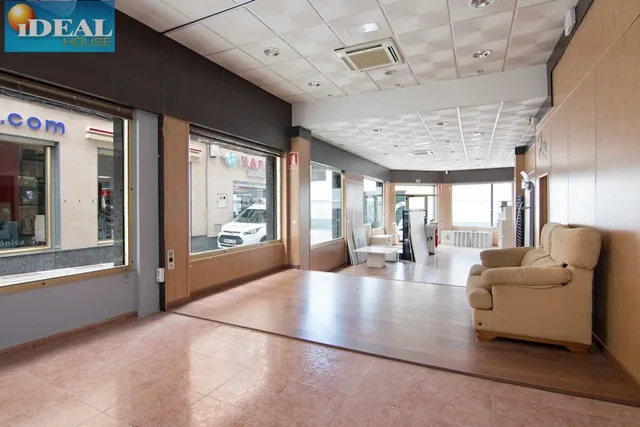 A5895V5. Puede ser el mejor LOCAL de MARACENA. www.idealhouse.es — 6