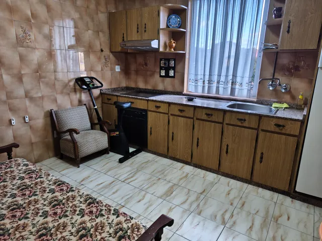 Amplia Casa Solar en Cuatrovientos, Ponferrada - €139.000 — 32