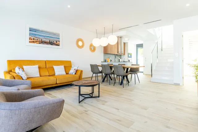 SE VENDE VILLA INDEPENDIENTE EN GUARDAMAR DEL SEGURA, 3 habitaciones Y 3 ASEOS — 19