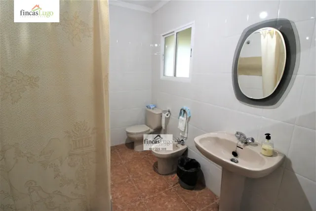 2 CASAS DE PIEDRA EN O CORGO — 25