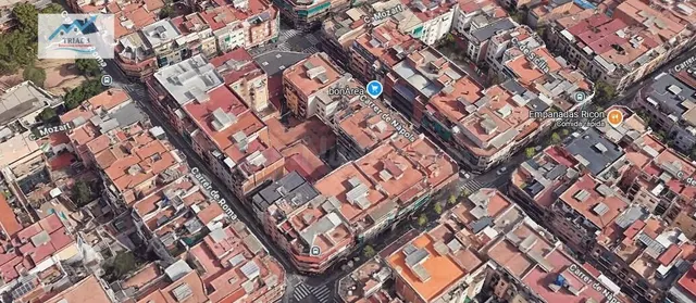Venta piso en Santa Coloma de Gramenet (Barcelona) — 3