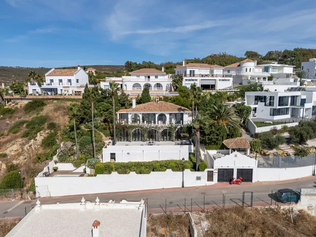 Chalet 3 habitaciones 346m² en venta - Costa del Sol — 30