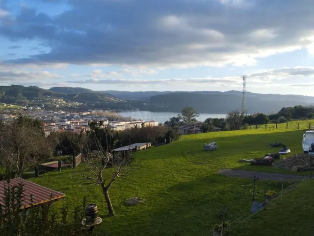 Casa adosada para rehabilitar en Cedeira - foto 3