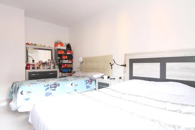 Casa a tres vientos con 4 habitaciones, amplio garaje y patio privado en el barrio de sant bernat — 16