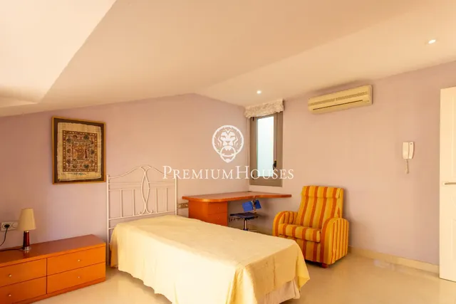 Casa de pueblo en venta en el centro de Mataró — 50