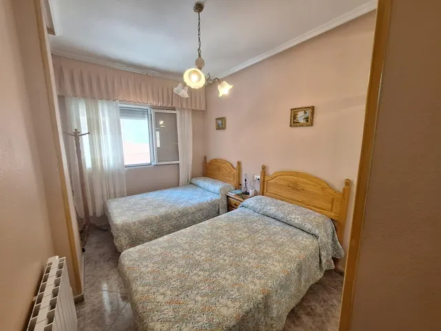Apartamento 2 habitaciones 85m² en venta - Estacion de autobuses — 25