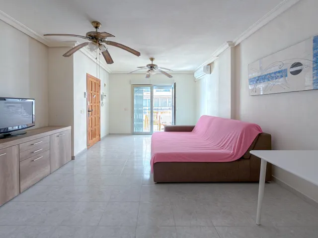 Edificio Galeon. Apartamento para reforma con excelente potencial de inversión + 2 amplias terrazas + piscina comunitaria — 6