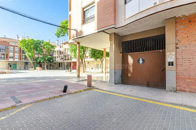 ¡Oportunidad Única! 2 Plazas de Garaje en Santomera, junto a - foto 3