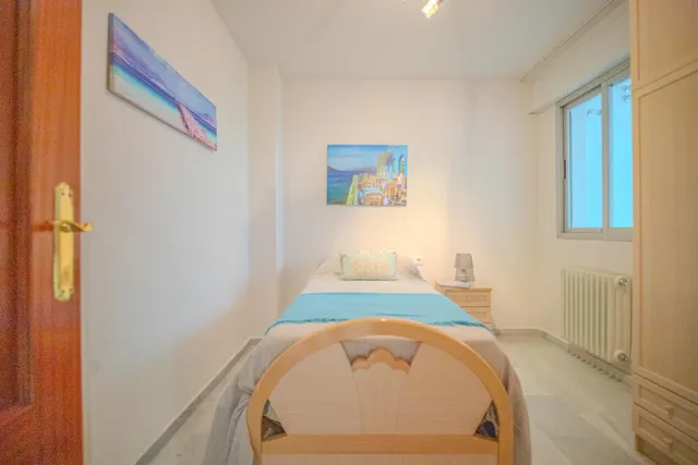 PISO EN CALLE EMILIA PARDO BAZAN 8 — 32