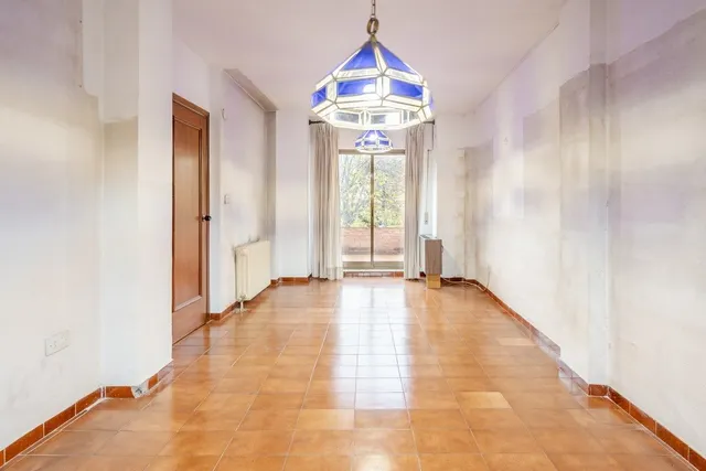 chalet independiente con la mejor parcela en la prestigiosa  urbanización de el serrallo — 29
