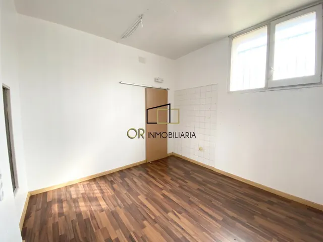 Local comercial Santa Margarida i Els Monjos — 9