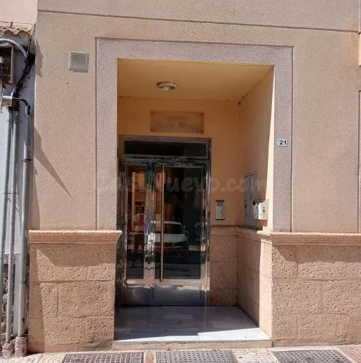 SE VENDE piso OKUPA en C Casablanca de Roquetas de Mar