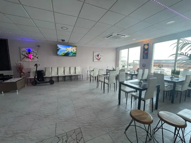Local comercial 2 habitaciones 100m² en venta - Pueblo 4 - foto 4