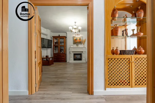 CHALET CON PISCINA Y JARDÍN A SOLO 10 MINUTOS DE GRANADA — 23