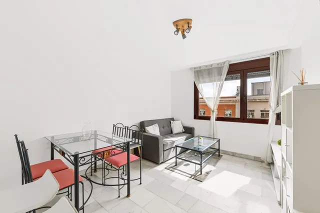 6ª PLANTA EXTERIOR: LUZ, TRANQUILIDAD Y EXCELENTE UBICACIÓN EN CHAMBERÍ. — 8