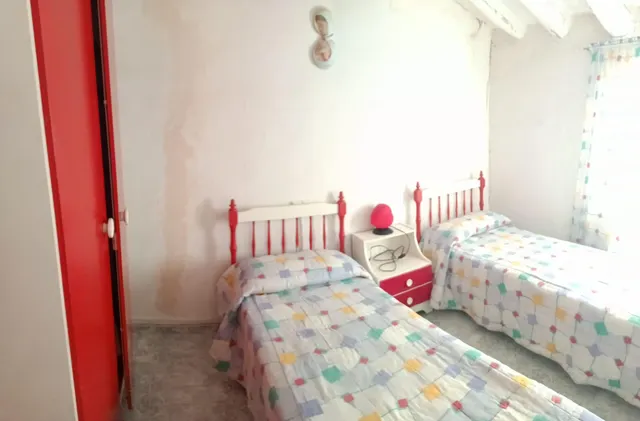 PURCHENA ( ALMERÍA ). VENTA DE CASA DE CUATRO habitaciones. — 19