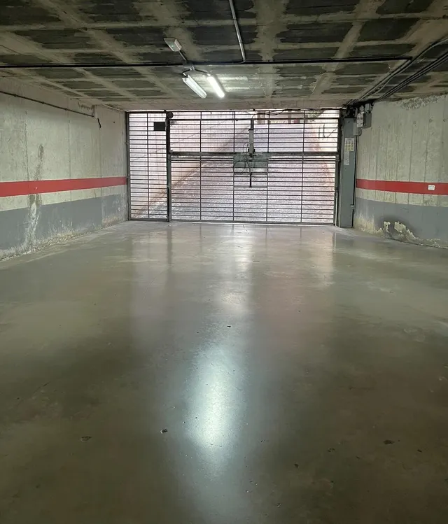 Tu nuevo hogar en Torrent Ballester: amplitud, jardines comunitarios y parking incluido — 22