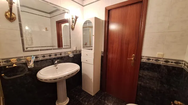 ¡¡ CASA DE DOS PLANTAS, COCHERA Y PATIO EN ALMODOVAR DEL RIO!! — 20
