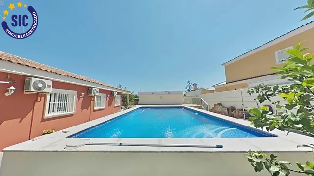 ¡Vive en un paraíso en Monte Jarque, Liria! — 10